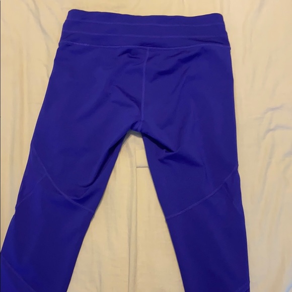 Capri Athleta leggings - Picture 4 of 4